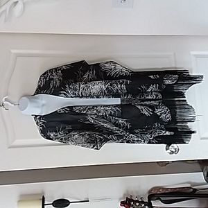 Kimono with fringe bottom